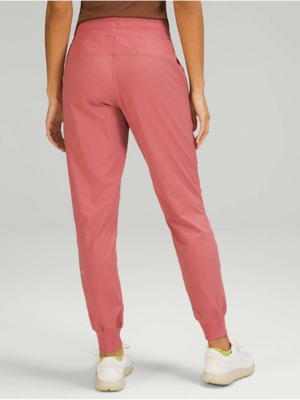Lululemon Dance Studio Mid-Rise Jogger Brier Rose